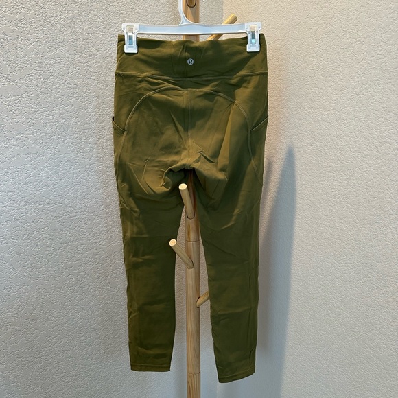 Lululemon invigorate tight - Picture 2 of 4